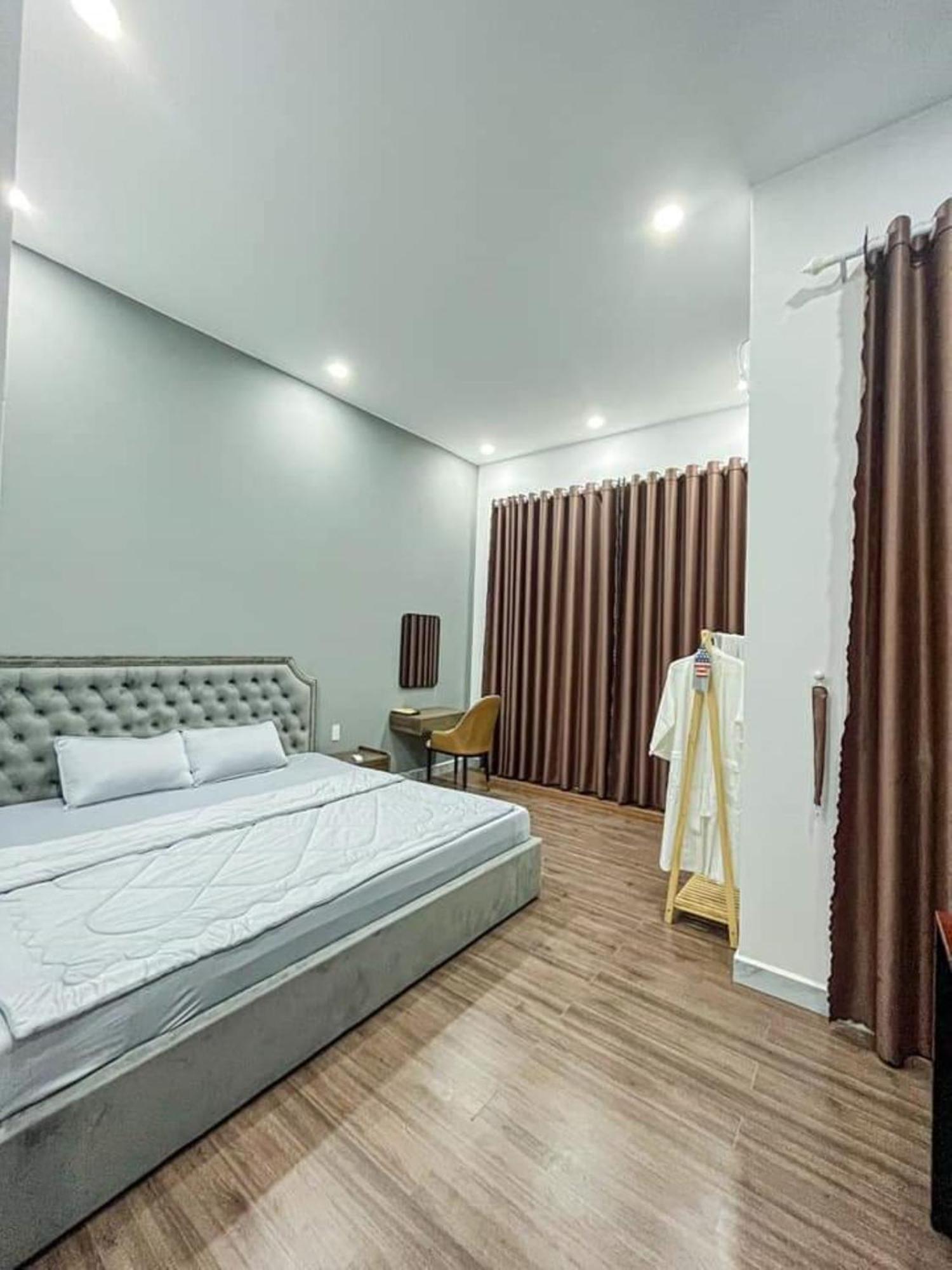 River Hotel 5 Long Xuyên Εξωτερικό φωτογραφία